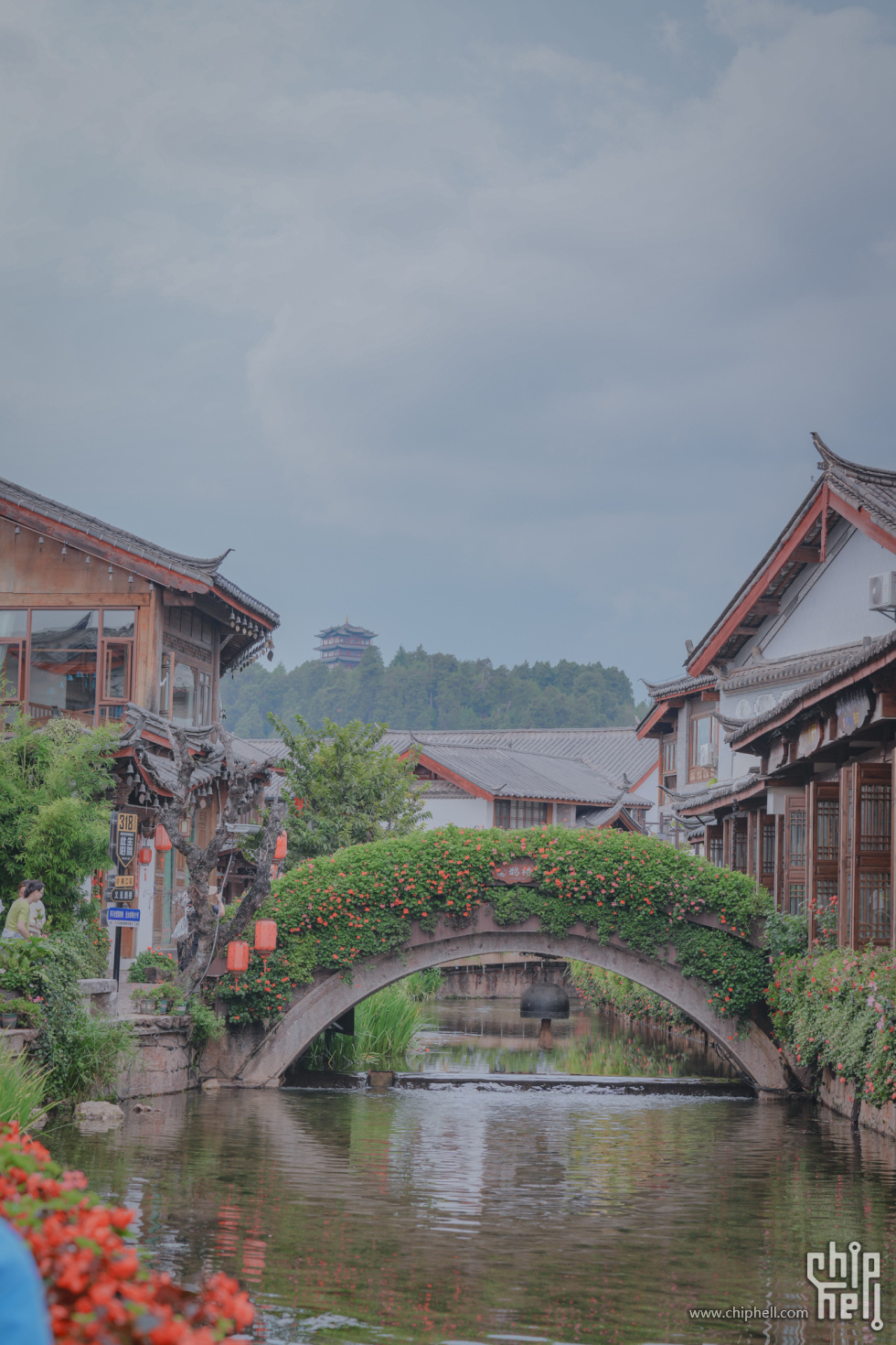 A7501518-lr4m.jpg