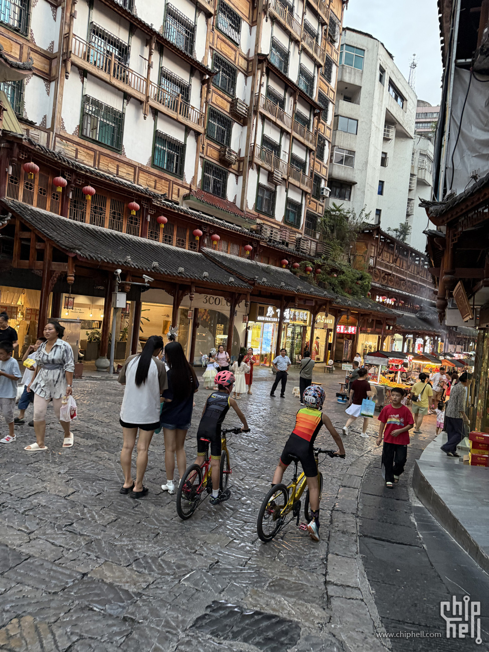 微信图片_20250827165711_191_30.jpg