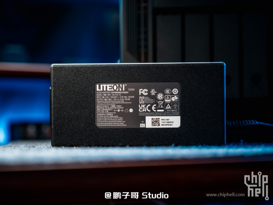 威联通新品NAS Qu805开箱：3799 8盘位 N355 16G内存，香爆了！1442.png