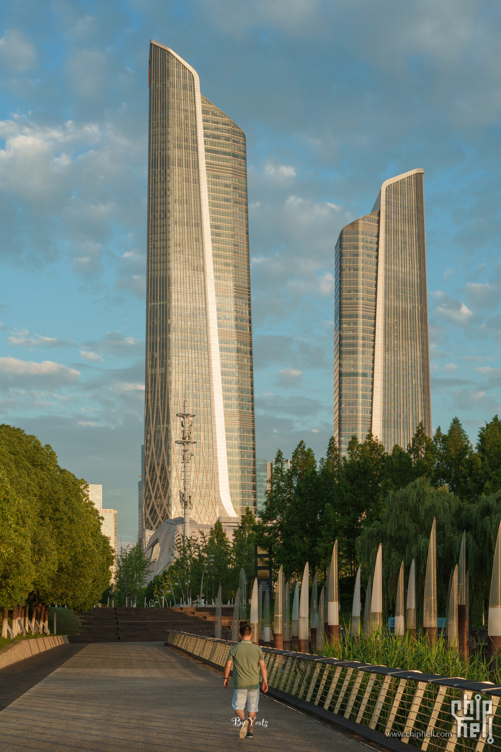 7C200800.jpg