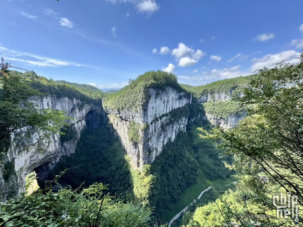 天坑