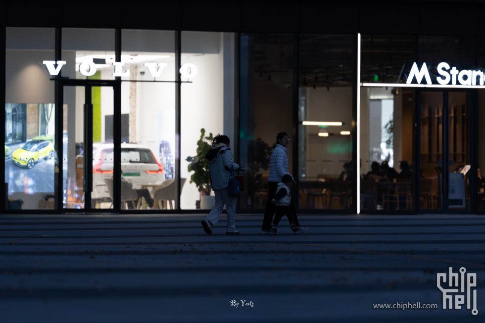 R1__4014.jpg