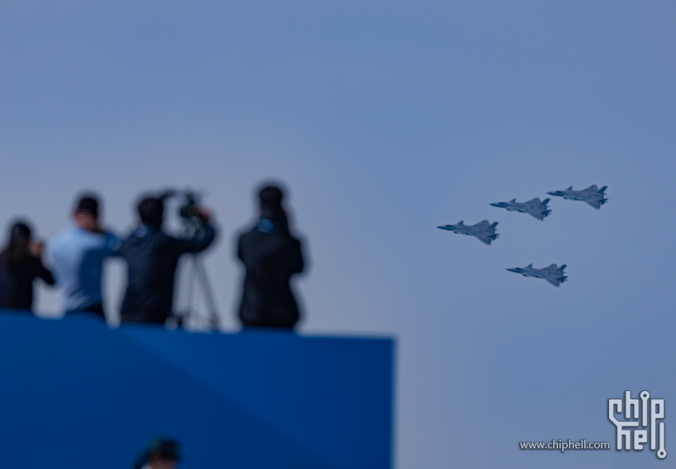 R5W03793-已增强-NR.jpg