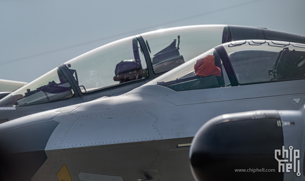 R5W04228-已增强-NR.jpg