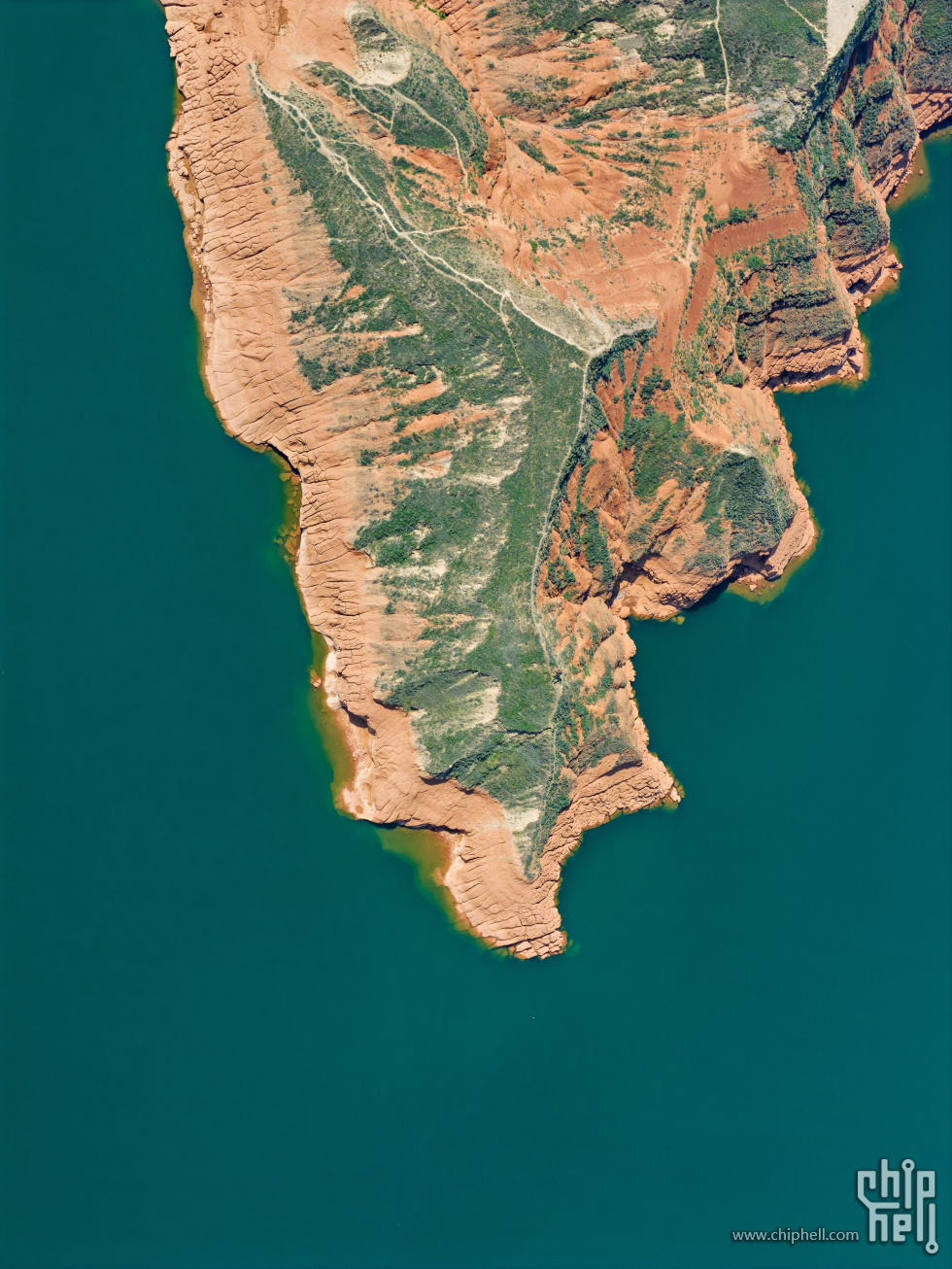 DJI_20250709104522_0256_D-编辑_PerfectlyClear.jpg