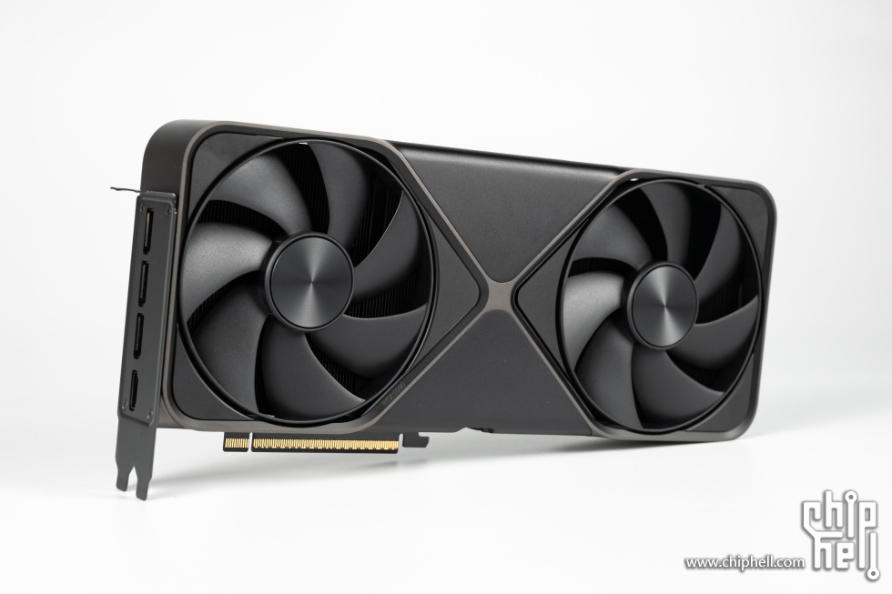 RTX5090_A.jpg