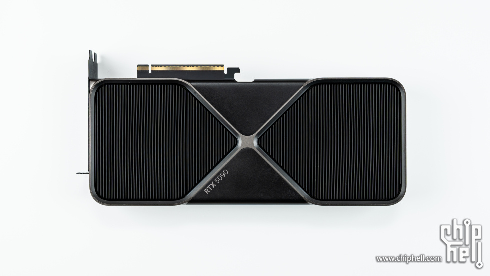 RTX5090_B.jpg