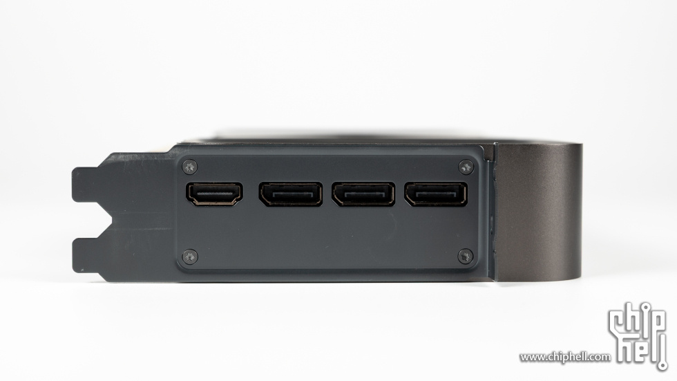 RTX5090_Port.jpg
