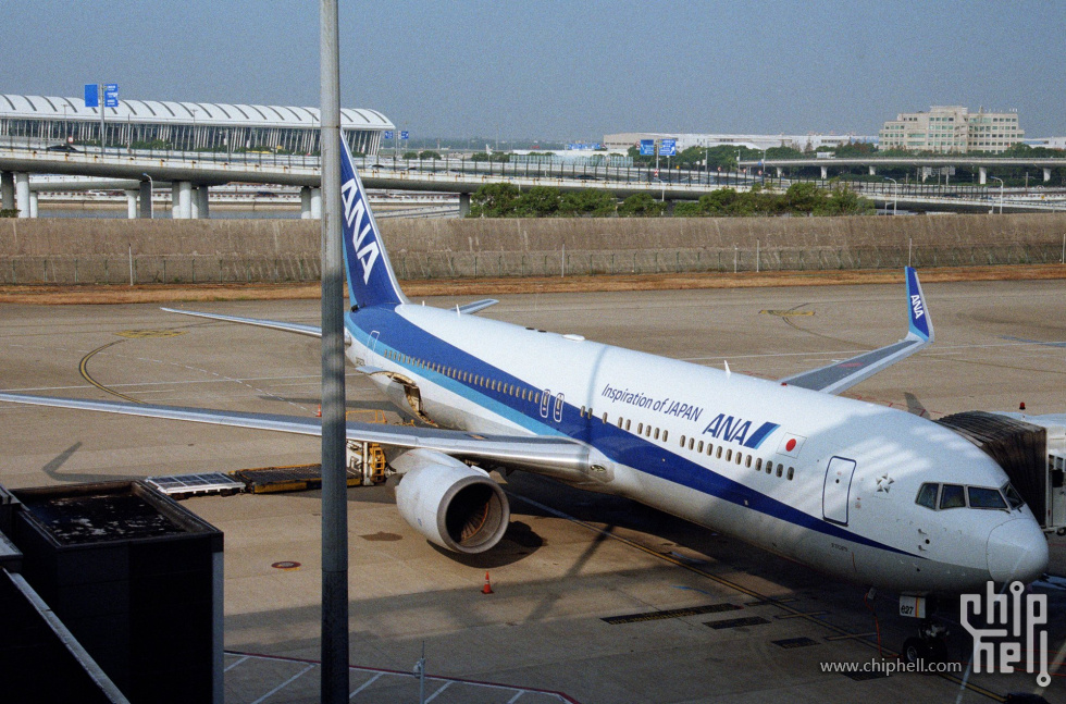 1-Gold200-6.jpg