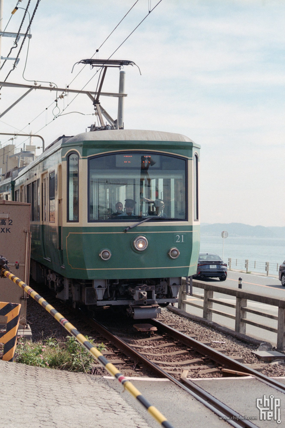 3-C100-20.jpg