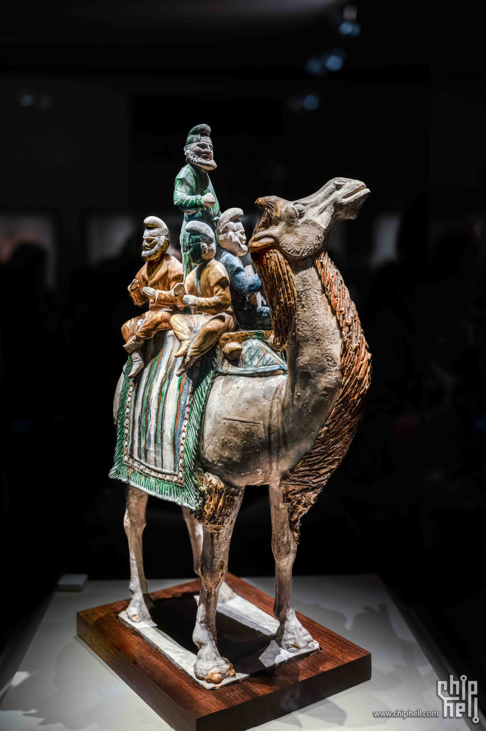 唐三彩胡商骆驼俑.jpg