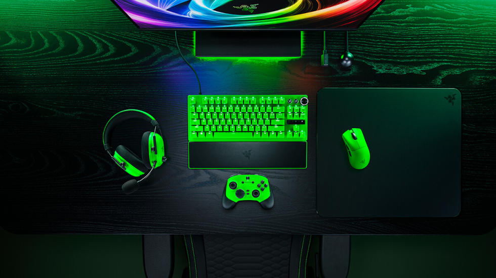 Razer_Esports_Green_Collection_3.jpg