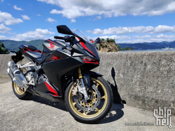 首发丨最强双缸250 HONDA CBR250RR提车分享