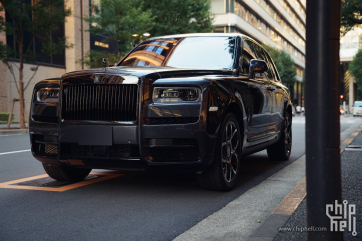 移动宫殿 CULLINAN BLACK BADGE