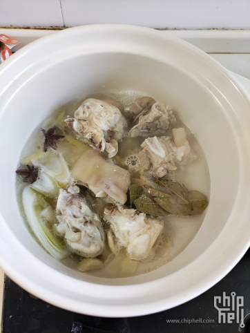 我又来了，猪脚二吃，黄豆猪脚汤.