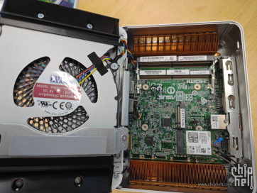 华硕 NUC 15 Pro Plus开箱分享和一些基础测试