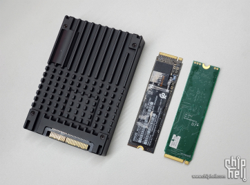 都是PCIe4.0和8通道主控，企业级SSD和消费级SSD实力差距如何？