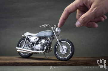 骨折二作——1:12 Kawasaki 500-SS/Mach III（H1） Cafe Racer