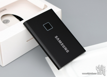 SAMSUNG Portable SSD T7 Touch USB3.2 Gen2 开箱