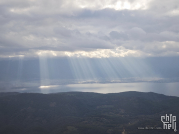 风吹过的大理的云！