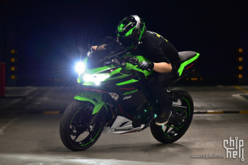 Kawasaki 2022 Ninja 400 KRT 绿色小恶魔提车分享