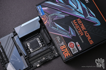 锐龙 9000 系绝佳搭档——技嘉 X870E AORUS MASTER 超级雕主板开箱简测