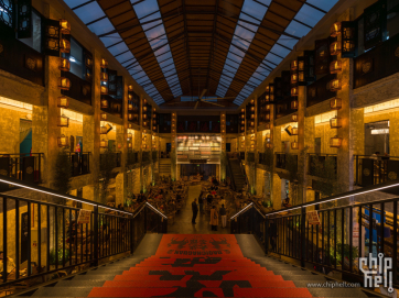 成都人休闲还是太超前了，废弃厂房改造茶馆