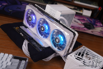 速坡个寂寞？影驰 GeForce RTX 4080 SUPER 星曜 OC 开箱简测