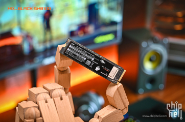 体验 PCIe5.0 消费级天花板——WD_BLACK SN8100 NVMe SSD 2TB 开箱简测