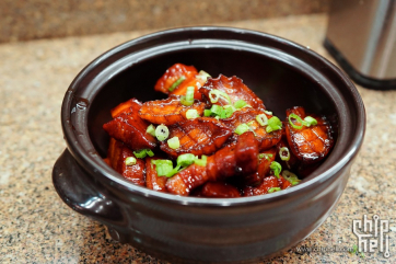 上海本帮菜X重庆江湖菜----鲍鱼红烧肉，尖椒鸡