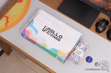 HELLO GANSS HS 75T三模RGB机械键盘+烟雨紫键帽开箱