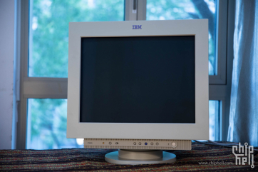 IBM P260 SONY 特丽珑 21寸CRT显示器 显像管 80后美好记忆