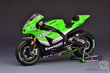 Kawasaki Ninja ZX-RR 06 1/12 by TAMYIA