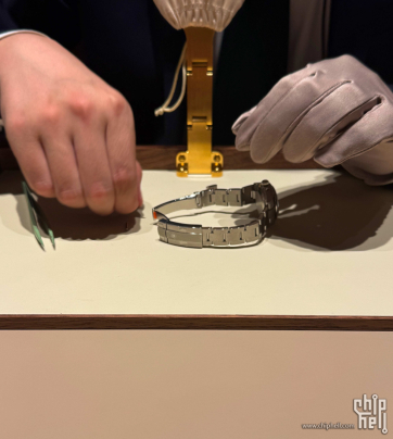锡婚之礼，一劳永逸 - Rolex蚝式恒动蓝盘28mm开箱