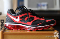 迎战龙年 用红武装 - Nike Air Max+ 2012 跑步鞋
