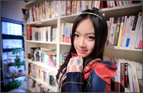 书式咖啡吧的午后
