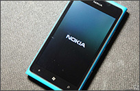 蓝色巨人——NOKIA Lumia 900 开箱。