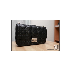 Miss Dior包（Black leather 'Miss Dior' bag）