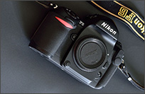 最后的旗舰 F6-Nikon给自己胶片时代的最后一个圆润句号