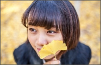 想群众所想--粉嫩学妹深秋大放送