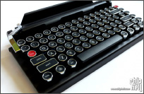 来自复古键盘的诱惑 现代打字机QWERKYWRITER