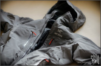 逼格与功能的完美结合——Arcteryx Fission SV Jacket冲锋棉服