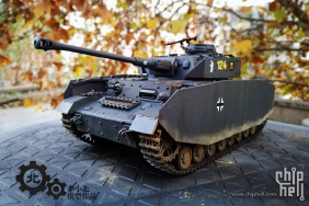 1/35 德军四号H型 坦克