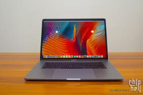生产力工具，苹果MacBook Pro 15寸 2018款开箱、比较、测试