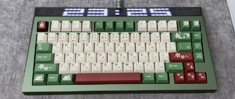 【老张】“屏占比”最高的机械键盘！李楠CyberBoard客制化...