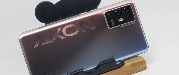 中兴Axon 30 Pro手机评测：高刷屏无极限×影像力有意外！