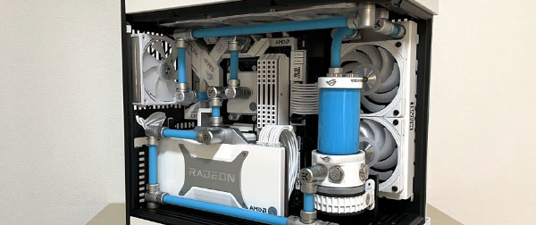 【另类海景房】 HYTE Y60机箱 AMD全家桶 分体水冷装机展示。。