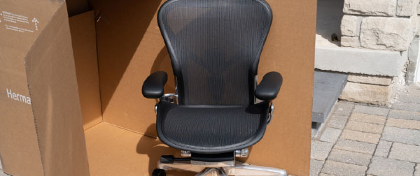 Herman Miller Aeron Chair - 办公椅皇开箱