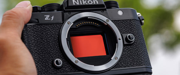 哇噻！尼康的复古全画幅相机——「Nikon Zf」