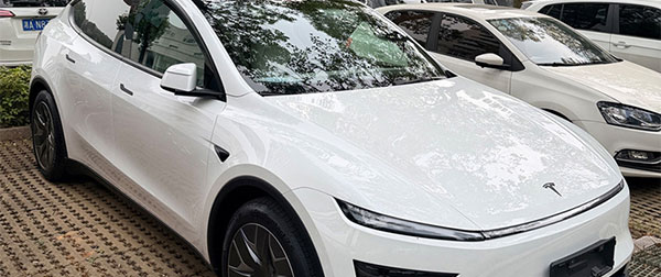 好开的6座奶爸车-特斯拉MODEL YL